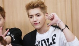 娱乐圈绯闻爆料桌位,揭秘明星背后的秘密与传闻